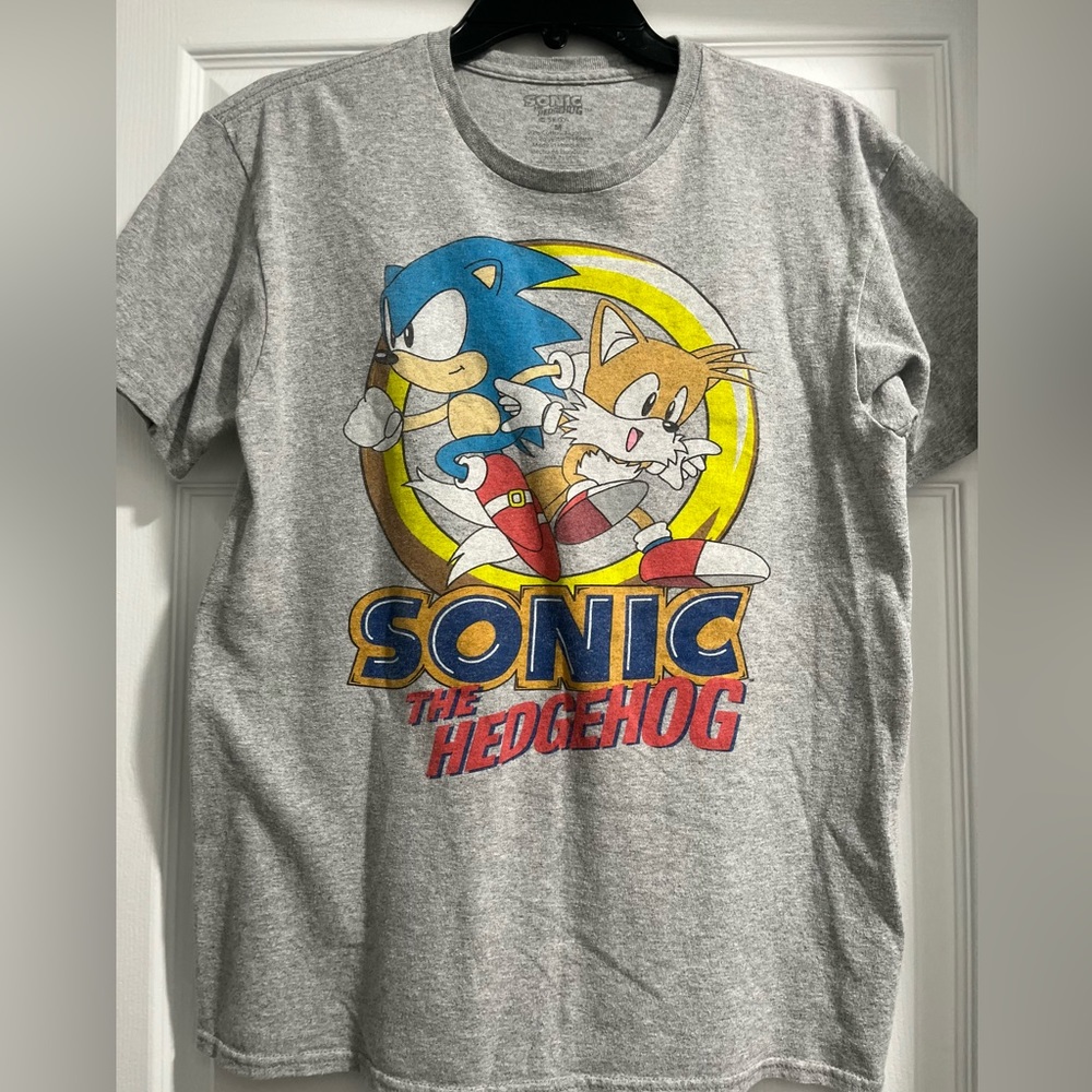 Sonic The Hedgehog Running Design Logo T-Shirt - Adult Size Med Anime Games
